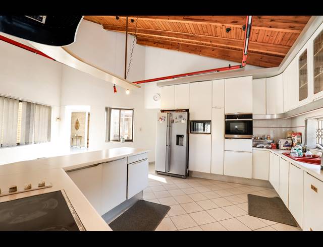 4 BEDROOM HOUSE FOR SALE IN GREENWOOD PARK